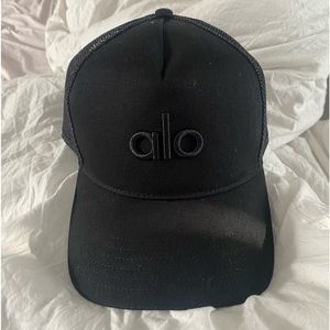 Alo Yoga baseball hat